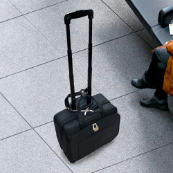 Malette Trolley  4 roulettes 3 compart et pochettes PC et tablette