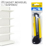 Cutter 18mm plastique manche couleur, solide et léger