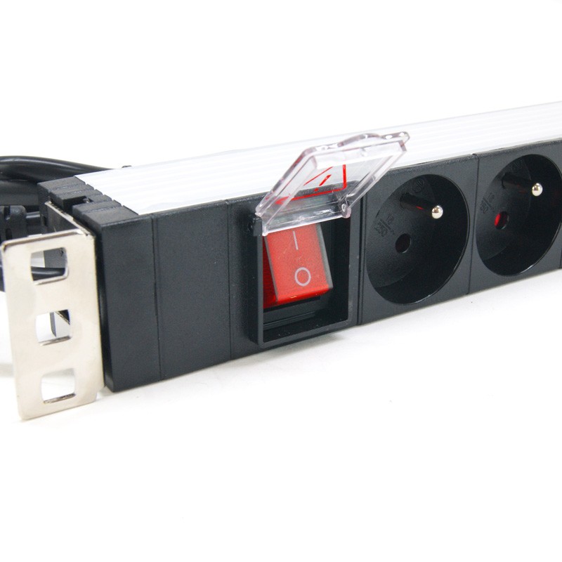 Multiprise Orientable Schneider 8 Prises 16A + 2 RJ45 Pour Bureau